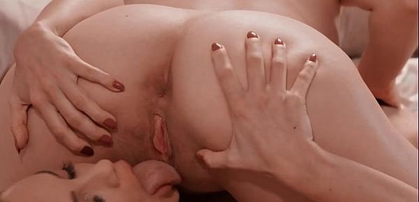 Lesbian gfs making love in bedroom